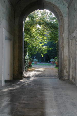 Florentine archway